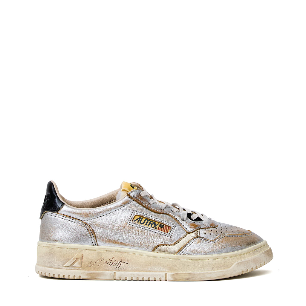 Sneakers Super Vintage Low In Pelle Laminata Argento, Platino, Nero