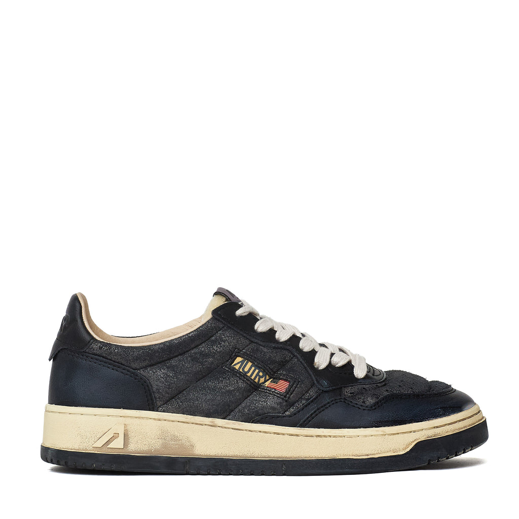 Sneakers Super Vintage Low In Pelle Di Capra Imbottita Effetto Crack