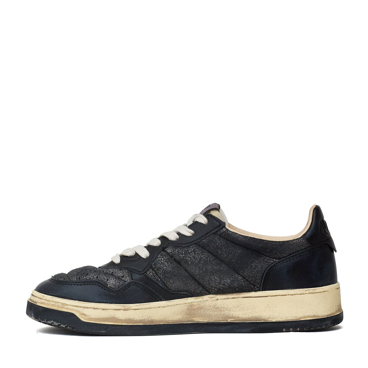 Sneakers Super Vintage Low In Pelle Di Capra Imbottita Effetto Crack