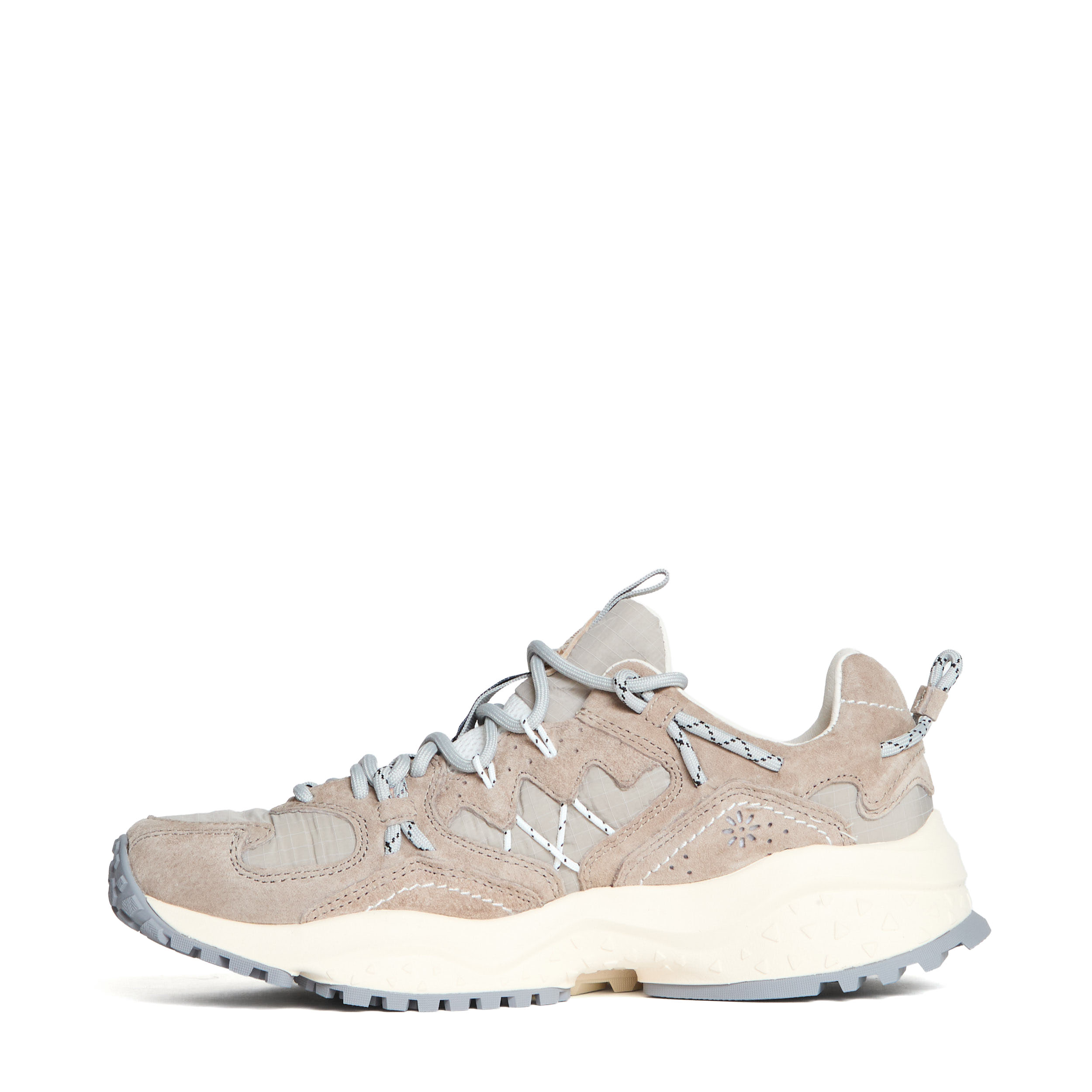 3d565bb1 be62 4f12 88ae 934cb04c1ceb Grigio