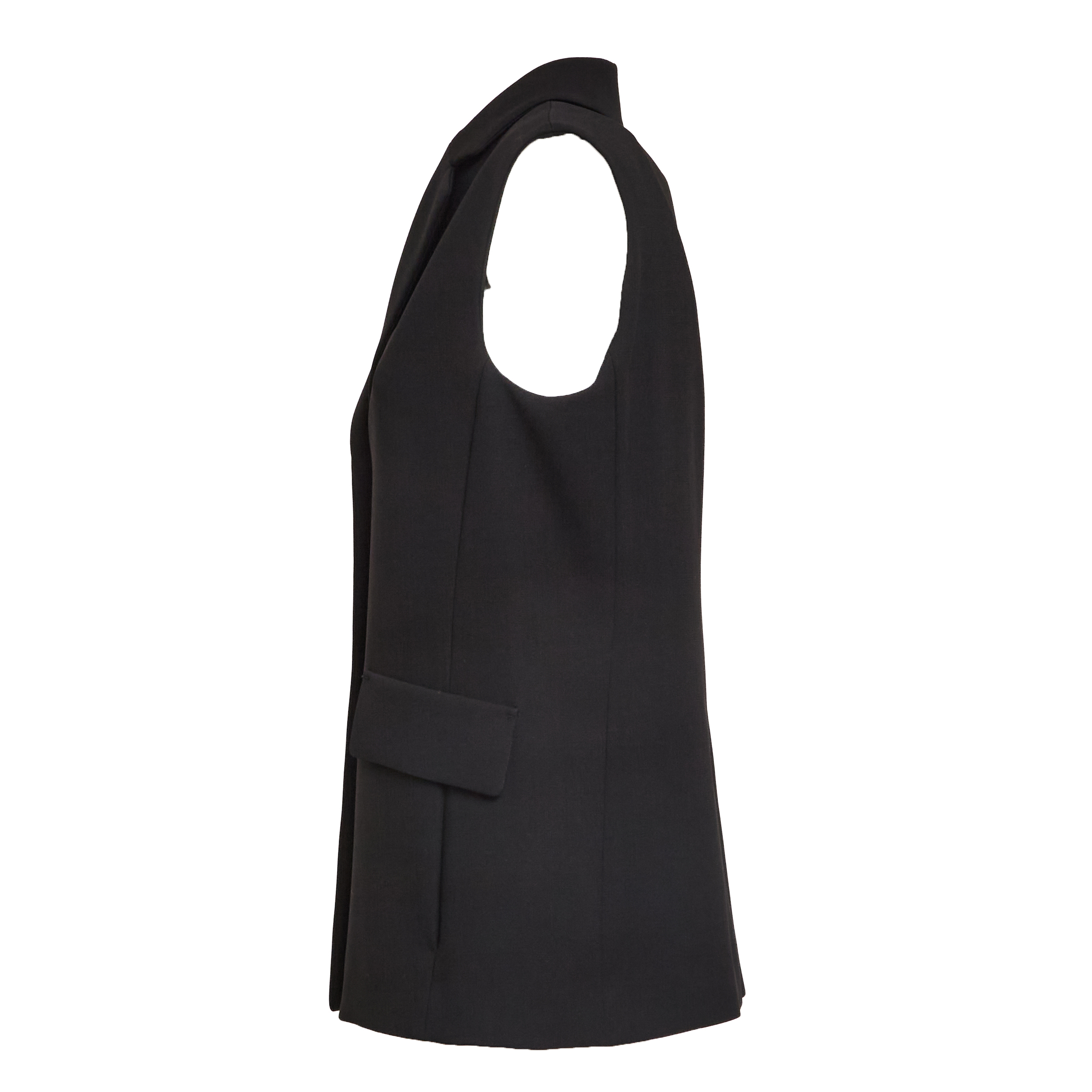 e073b0e7 3f1e 4e9c a9d4 470a26e1b5c9 Nero