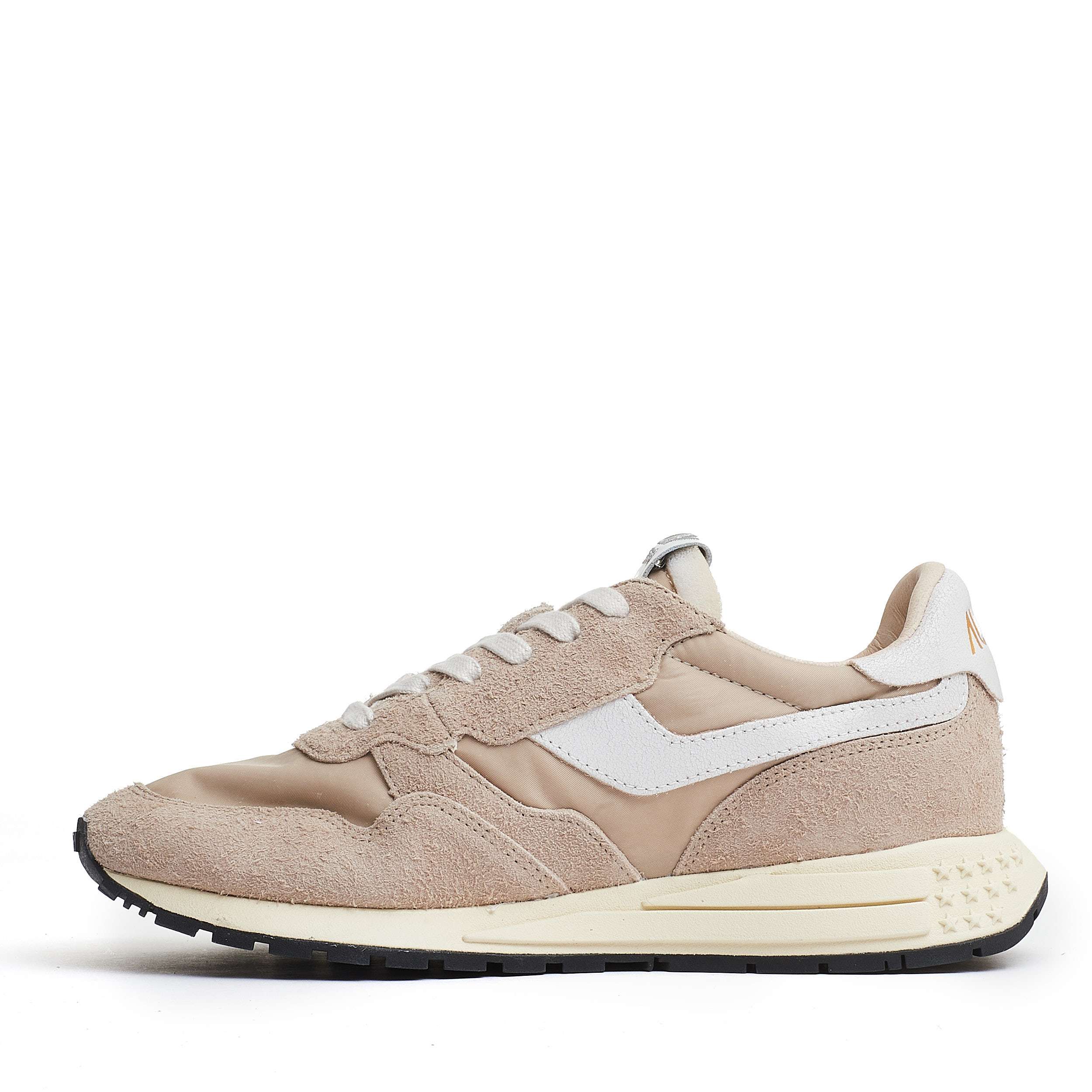 c0dac83a 99fd 479e be90 31d1b169a2ba Beige